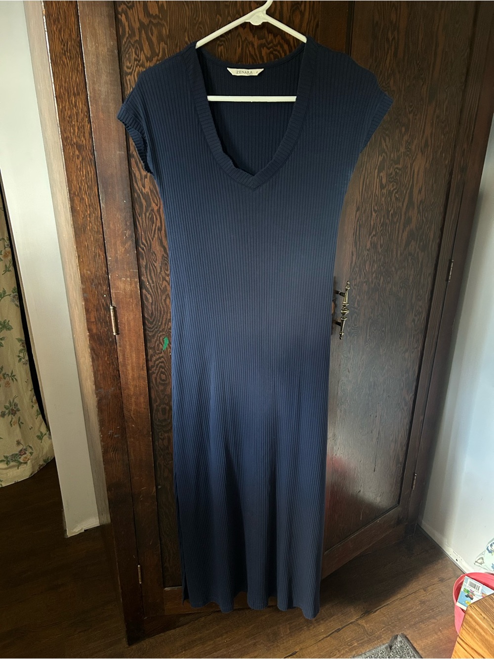 Zenara Navy Ribbed V-Neck Maxi Dress